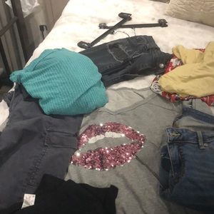 This is a bundle it’s got The gap torrid ,Victoria secrets,Free people top